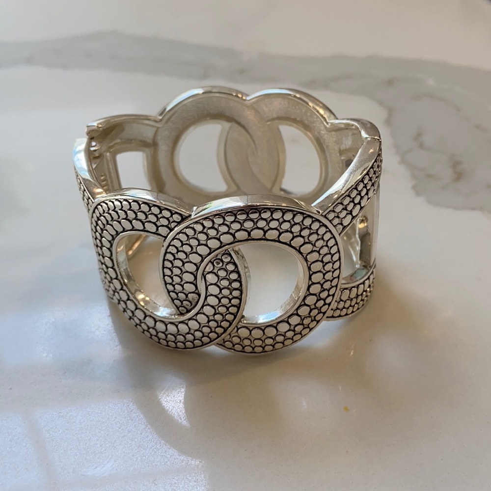 Silver Hinged Bangle Bracelet